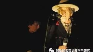 【诗歌朗读】Bob Dylan: Knockin' On Heaven's Door (敲响天堂之门)