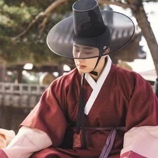 韩剧《獬豸》丁一宇扮演花花公子,与高雅拉的爱情走向成谜!