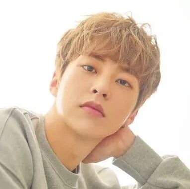 JENNIE违规?-XIUMIN固定MC-<Kingdom>-OHMYGIRL-BTS-SEVENTEEN...