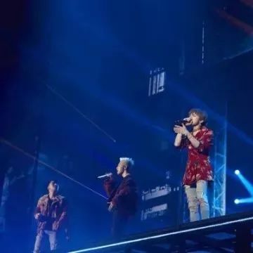 BIGBANG东京巨蛋再开唱11万粉丝到场,GD:很快再见面!