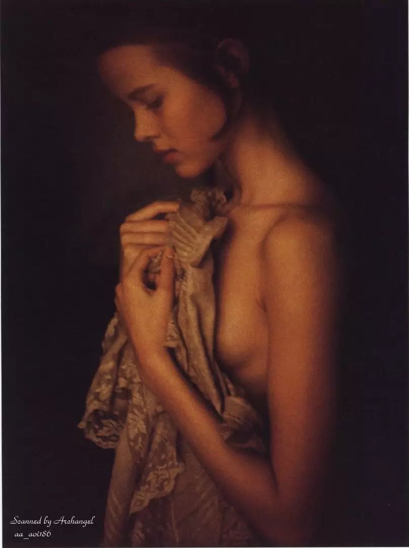 少 女 寫 真 ｜ 大 衛-漢 密 爾 頓(David Hamilton) .