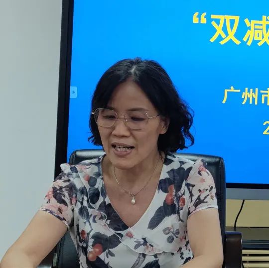 初中数学教研员管国文:要立足课堂主阵地,坚持讲练结合,面批力争当堂