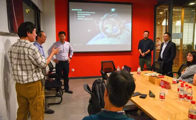 访谈 <wbr>| <wbr>跳槽、行业前景、模型等创业者想问的,邓力这样说 访谈 <wbr>| <wbr>跳槽、行业前景、模型等创业者想问的,邓力这样说
