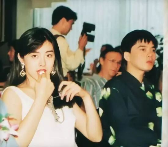 王祖贤林青霞旧照修复了！海量美照曝光，怀念那个没有PS的年代