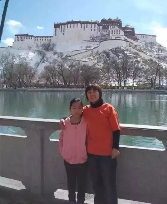 范雨素是谁? <wbr>突然刷爆你我的朋友圈! <wbr>请听她走心的诉说……