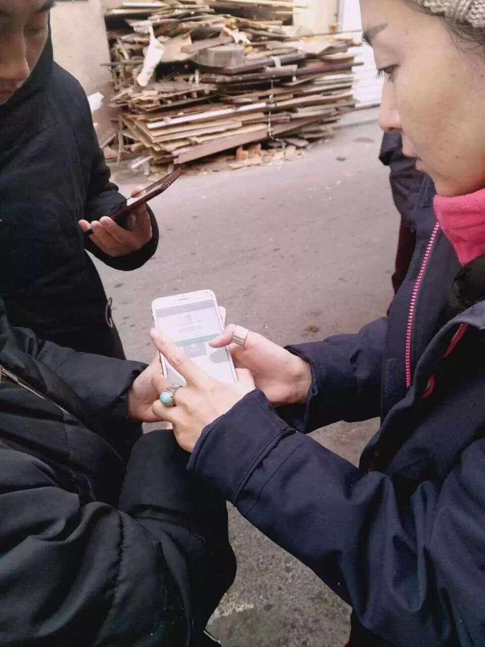 屠夫一时心软放生了怀孕的黑狗,改变了全家的命运!-怀孕期