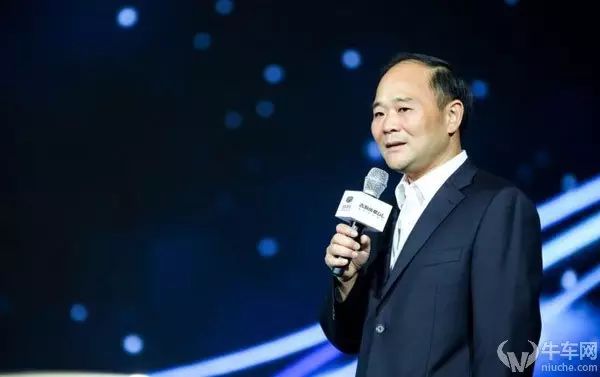 吉利gl报价及图片_吉利帝豪gl爆改图片_吉利帝豪gl图片棕色