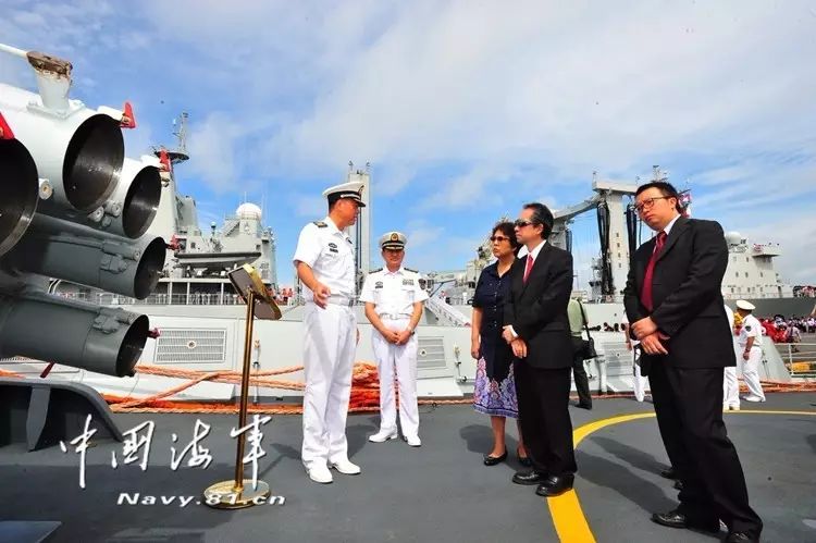 【聚焦】海军第二十三批护航编队访问柬埔寨