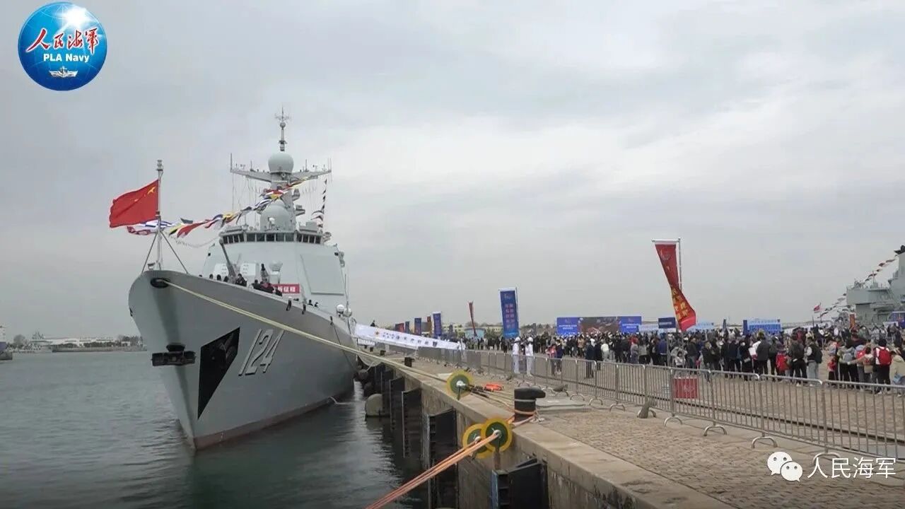 青岛舰艇开放首日，海苔妹带你现场探舰