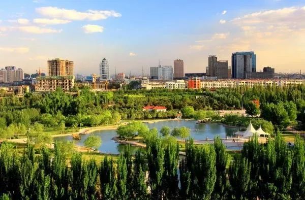 评上了!包头当选全国文明城市五连冠.包头人,顶起来!