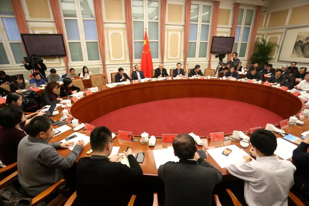 北京代市长谈雾霾:每天第一件事就是看空气质量