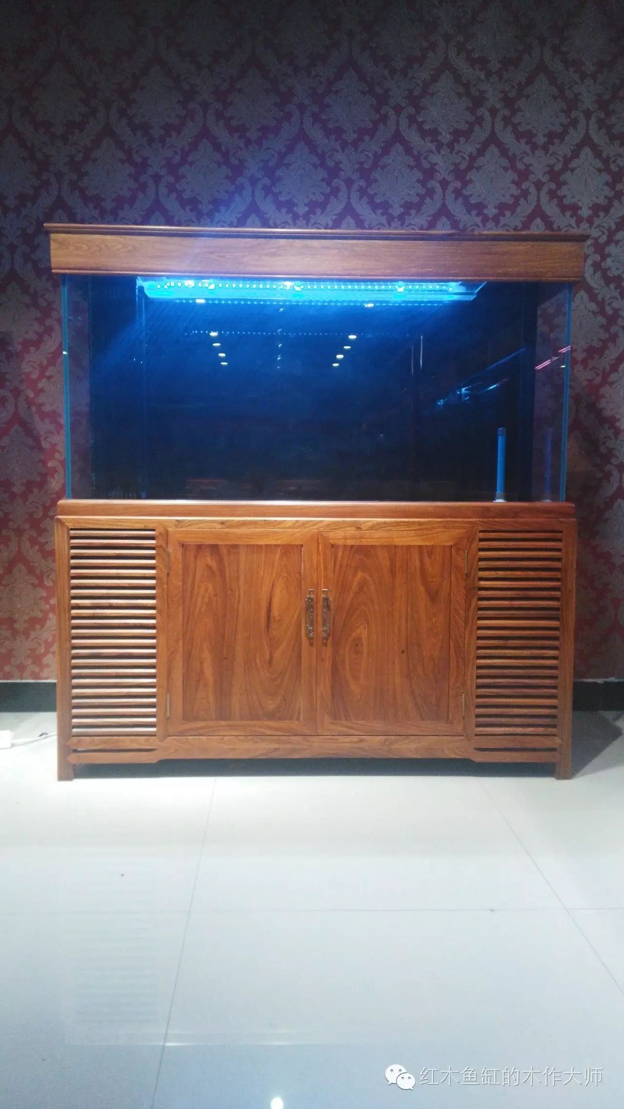 红木材质鱼缸收藏价值,河南水族箱价格交流组