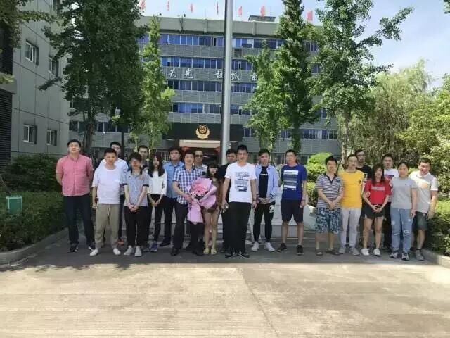 苹果公司有“内鬼”！你的ID被偷走 每条只卖10元