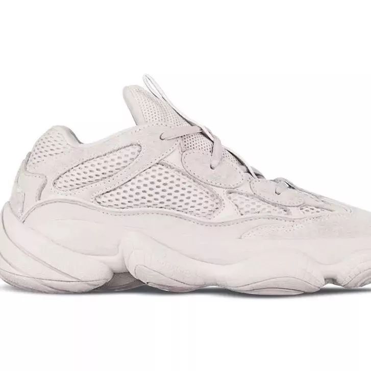 Knaye West 最新实著 YEEZY Desert Rat 500「Blush」即将发售