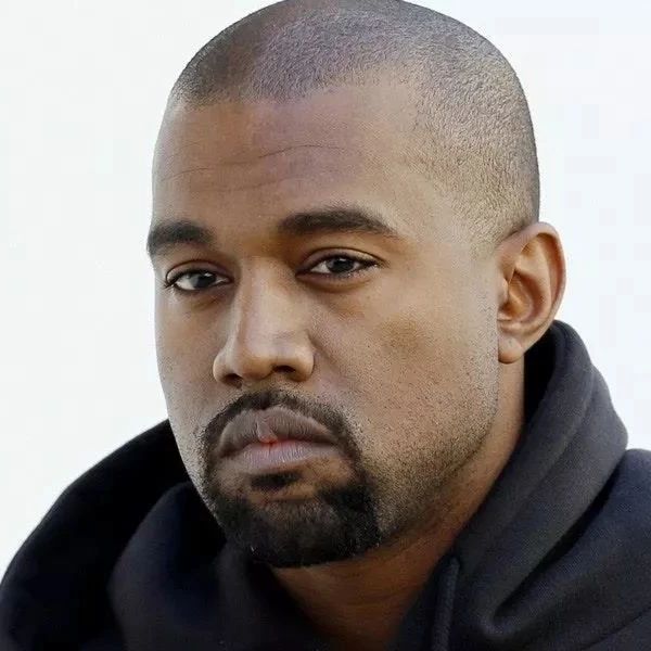 Kanye West 将与中国科技公司争夺「YEEZY 商标」?