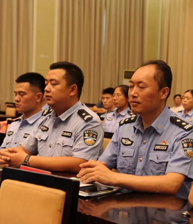 公安部战时心理健康服务小分队在运城市公安局举办心理健康讲座