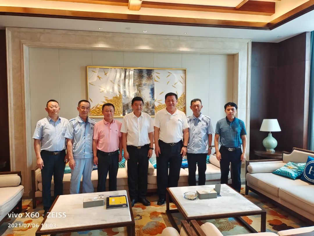 董事长宋文超陪同全国政协委员中国民间商会副会长奥克集团董事局主席