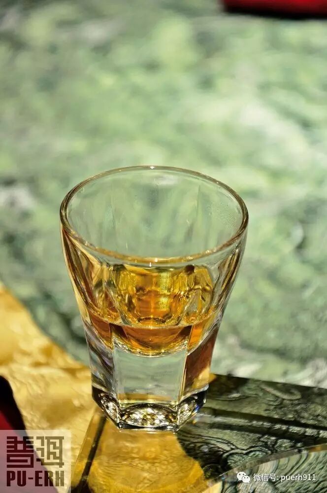 氨基酸缩写 科学解读茶叶中的茶多酚、茶多糖、生物碱、氨基酸