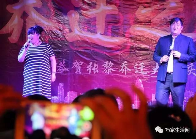 【人山人海】山歌皇后"张黎"出现在巧家这里!立马成为