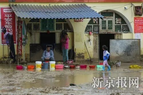 陕西榆林洪灾:百年一遇洪水冲垮无排洪功能小水库