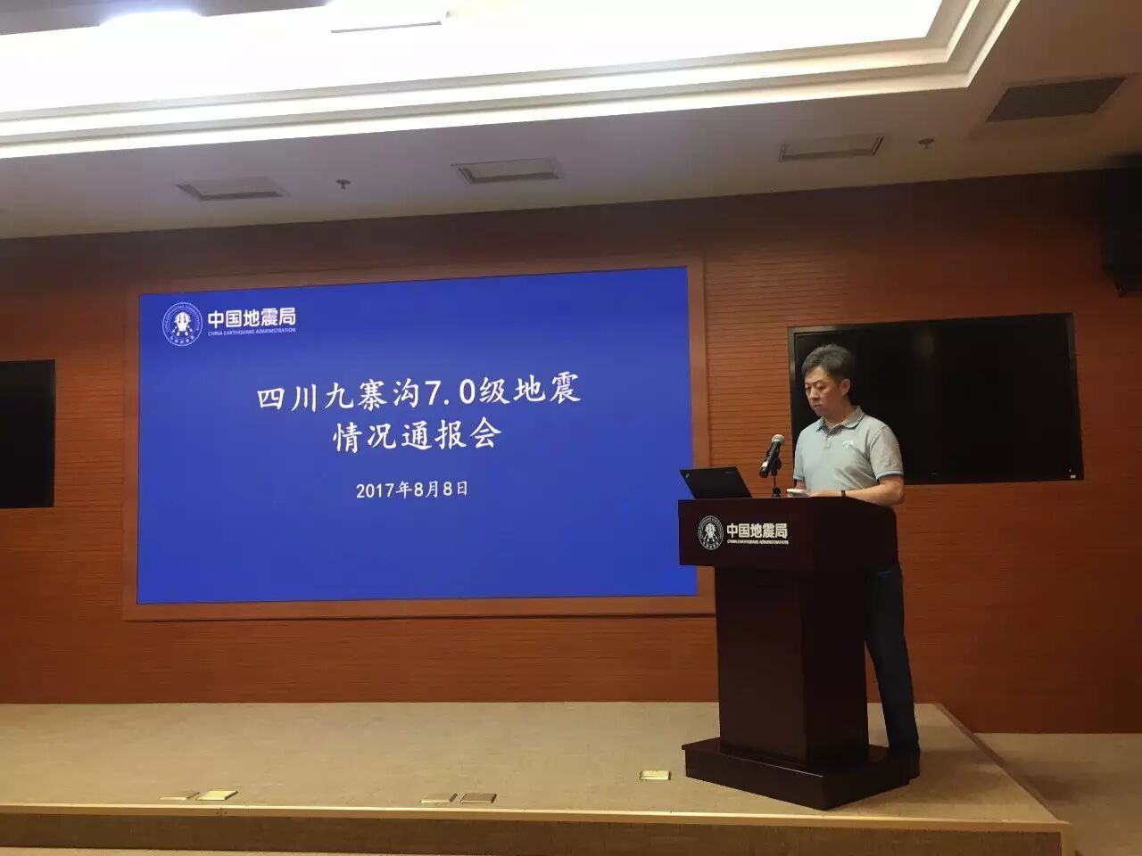 ▲中国地震台网中心地震预报部主任、研究员蒋海昆。新京报记者 信娜 摄。