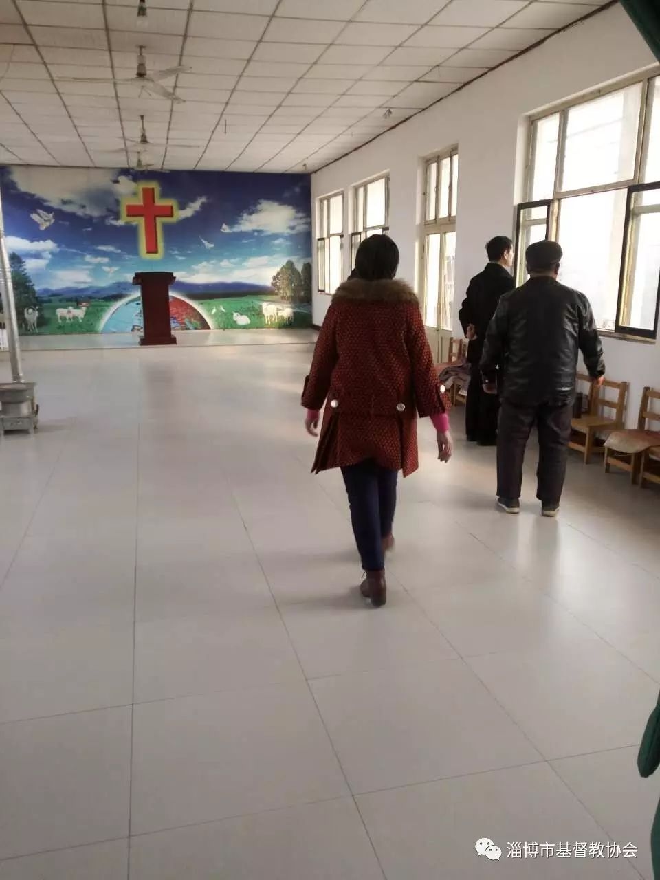 侯庄教会是桓台县22个活动场所之一,下面设有16个活动小组,聚会结束
