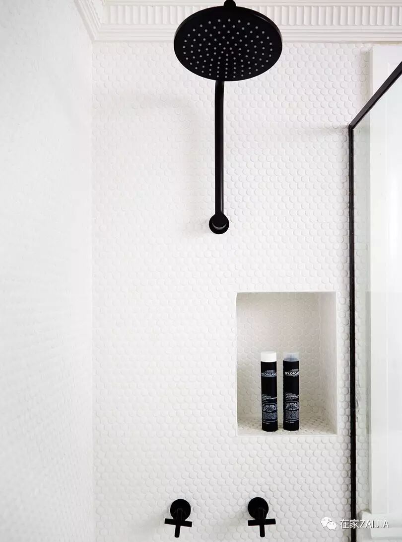 ԡ�����������˱�ֽ ʱ�е����ھӶ����۲���