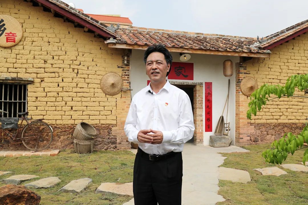 重磅广东省十大美丽乡村评选考察组到廉江市平山岗村实地考察