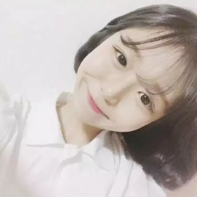 要注意啦,歪头杀如果没歪好角度 脸没显小,脖子还可能被扭到▼