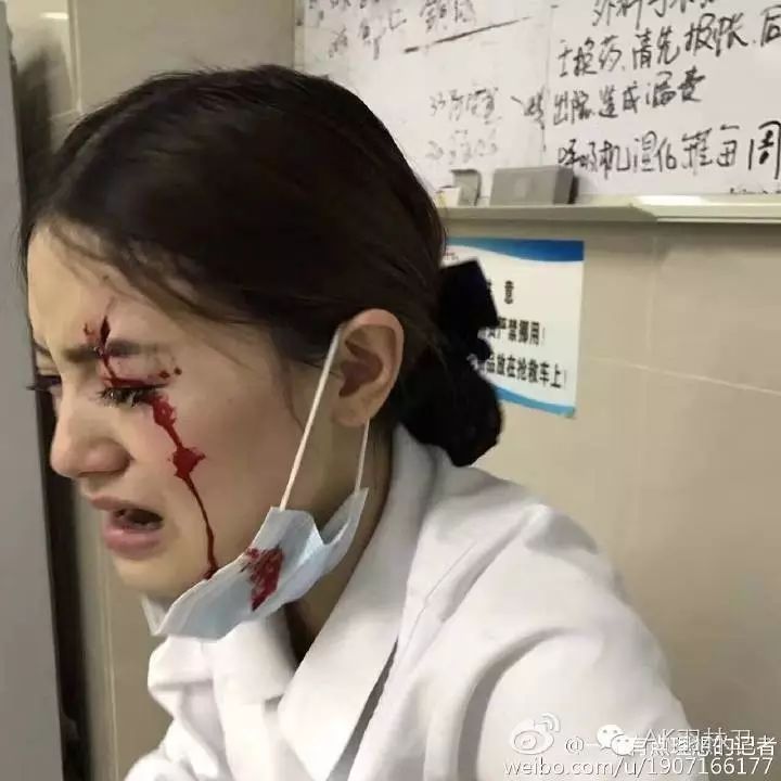 评山西一女医生被刺九刀:假如三天没有医生,世界将会怎样?