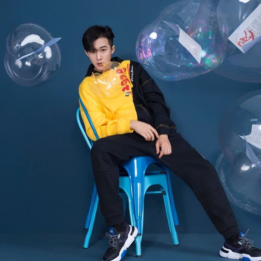 檀健次:不紧不慢的小奶狼