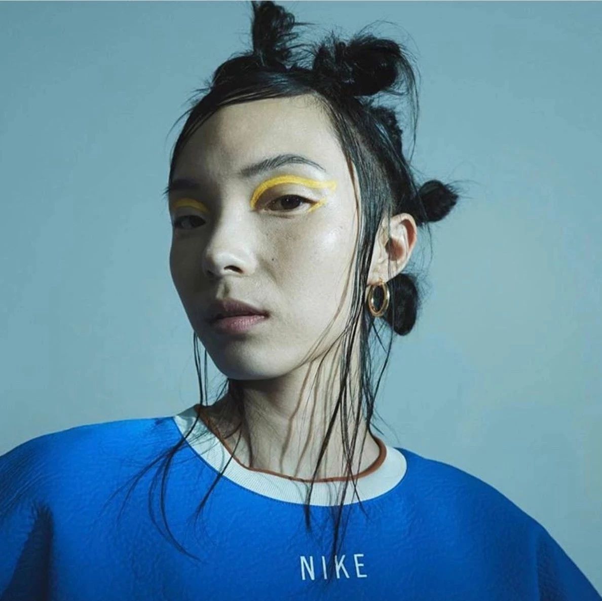 一日超模 | 雎晓雯拍摄Nike广告 初代中国超模亮相