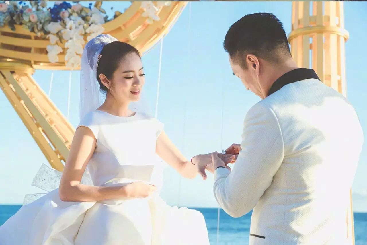 安以轩婚礼的一切 | 亲爱的月如嫁人了!