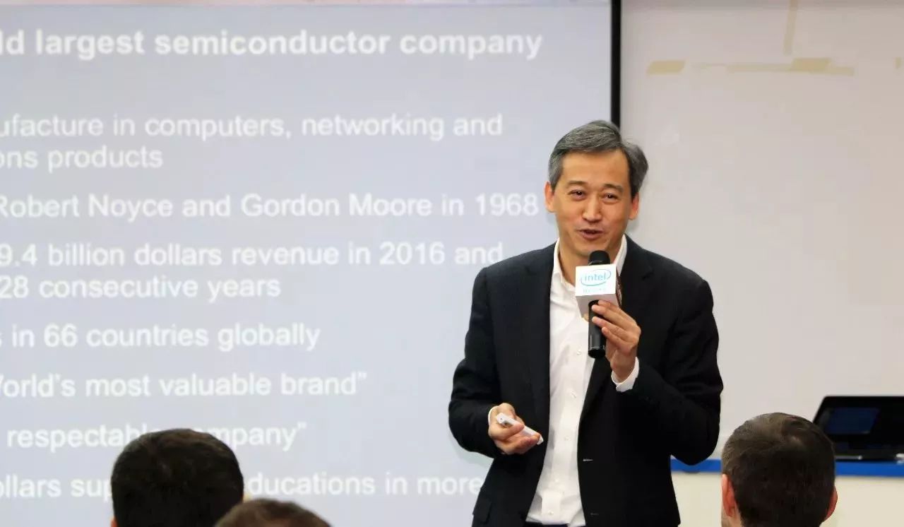 微能创投加速器创始人/英特尔创新加速器特聘导师及战略顾问李滨