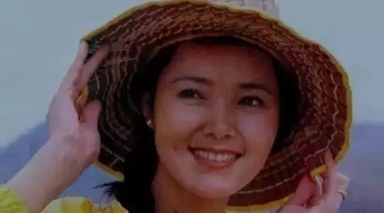 周杰被黑多年却是因为他的耿直 娱乐圈那些耿直的明星们~