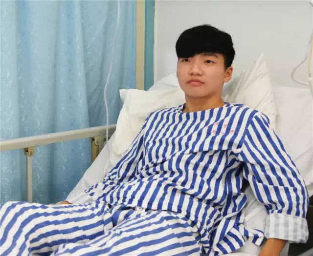 郴州北湖考生突发阑尾炎 学校医院助力完成高考