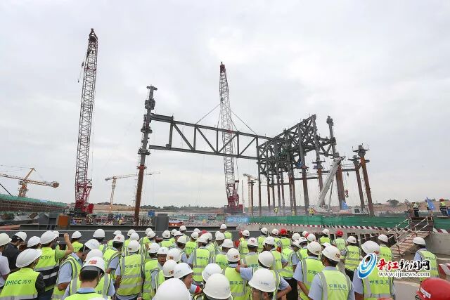  晋华存储器集成电路生产线项目FAB主厂房顺利封顶