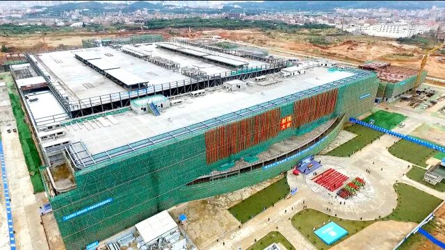  晋华存储器集成电路生产线项目FAB主厂房顺利封顶