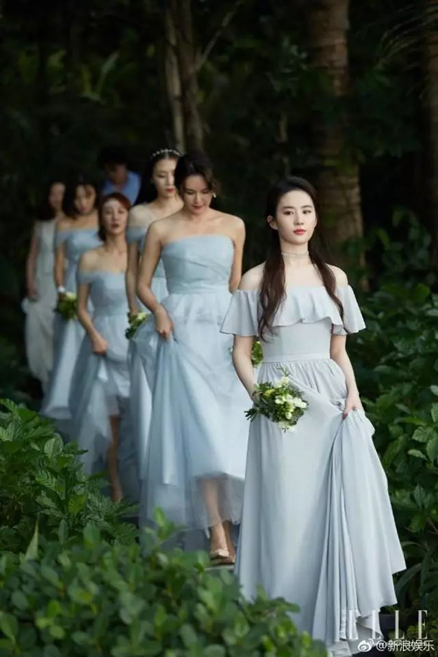 刘亦菲的伴娘look又上热搜啦~这些王室成员的伴娘花童相也超级美哦