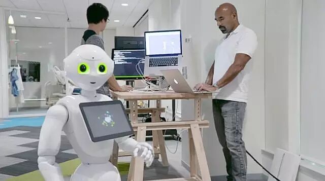 这些年，看看都有哪些逆天的智能养老产品(图1)