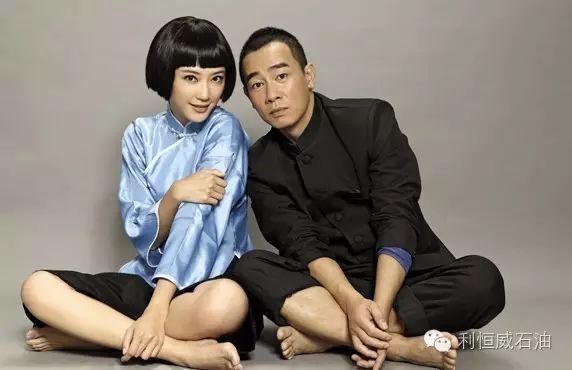【每日一读】陈小春和应采儿的两分钟视频,感动全香港