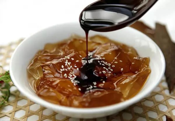 冰粉籽 在成都，没有吃冰粉，就不算过夏天