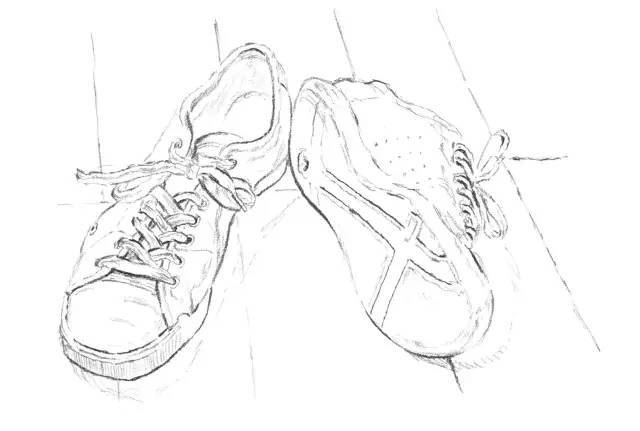 3.绘制线条,明确呈现出运动鞋的外形.绘制鞋带和鞋上的色调.