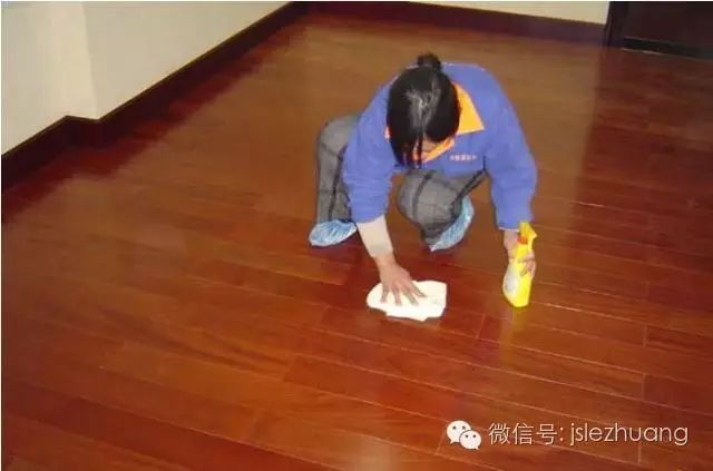 拋光晶亮蠟_木地板拋光蠟_專(zhuān)業(yè)地板清洗地板拋光