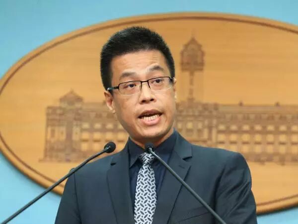 台当局蔡英文办公室发言人黄重谚。