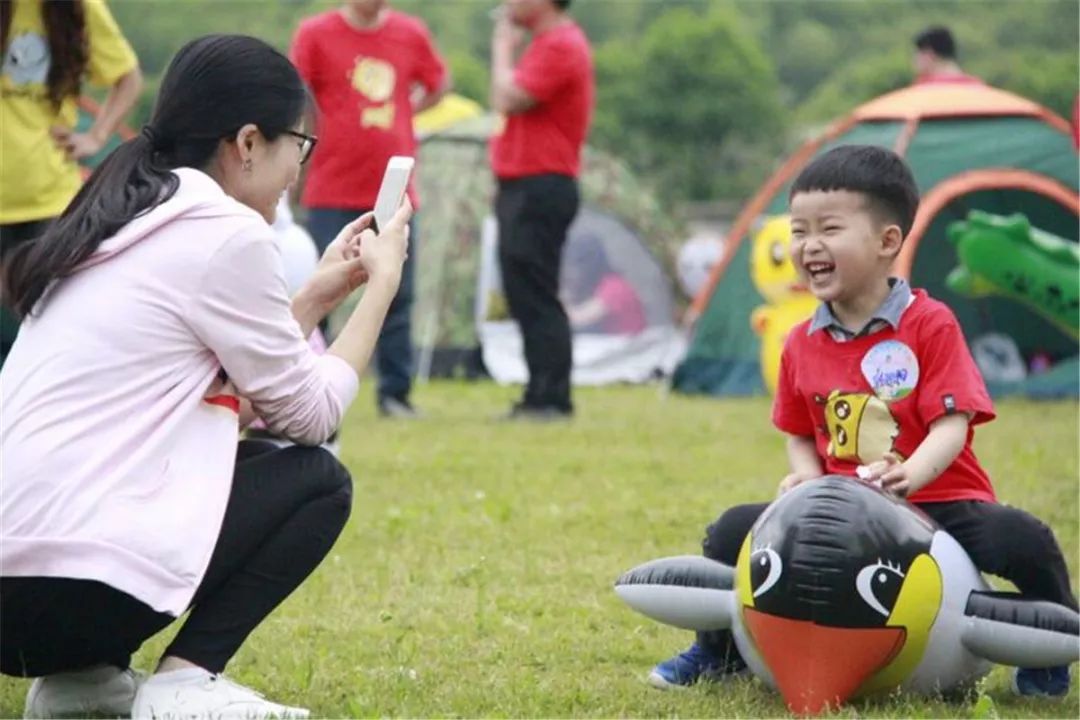 戴村草坪亲子趴,欢声笑语喜不停!