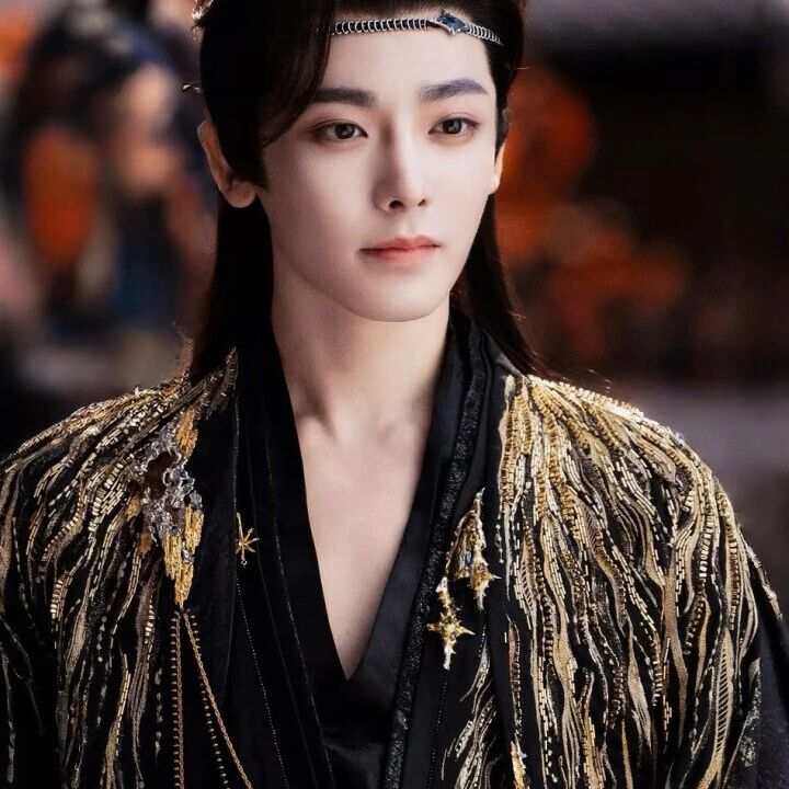 侯明昊,该你红了.