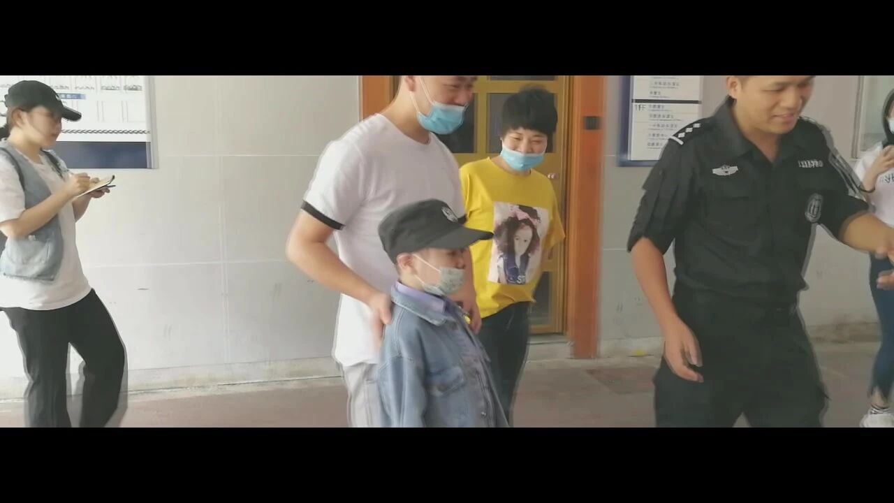 我们都在等你长大当警察！ 请一定要努力好起来！-1