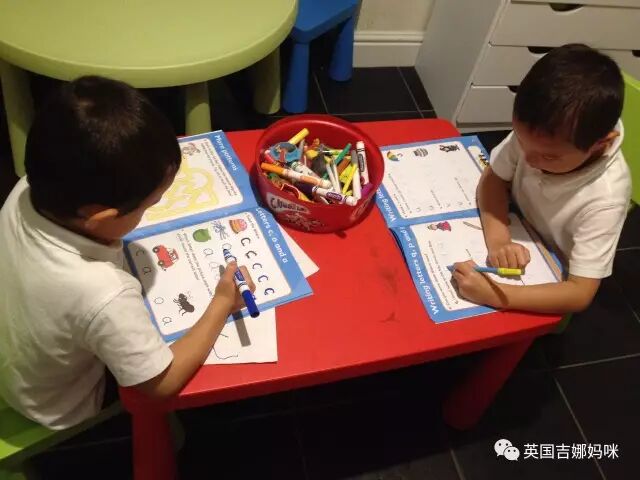 英国娃学英文几岁开始学习“读和写”，又怎么学？