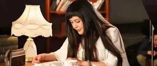 何静也没想到,34年前插足她婚姻的千百惠,晚年过得如此心碎!